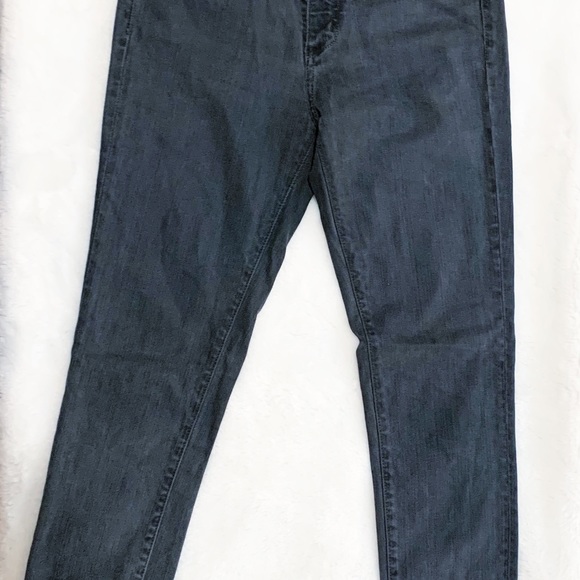 NWOT CARMAR Skinny Fryed Hem Jeans - Picture 6 of 8